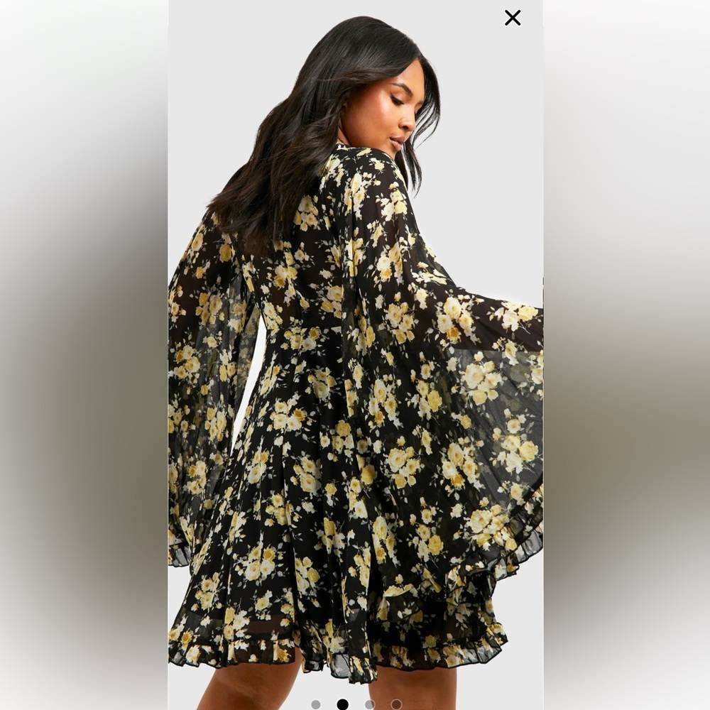 Boohoo Plus Black and Yellow Floral Wide Sleeve Skater Dress Size 16 - Picture 3 of 10